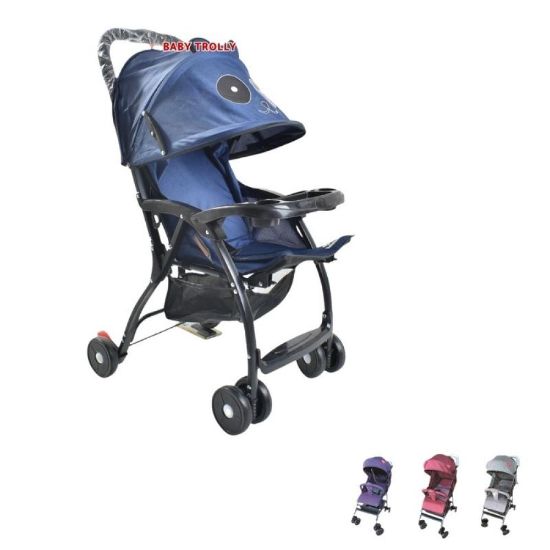 صورة عربة أطفال خفيفة وقابلة للطي